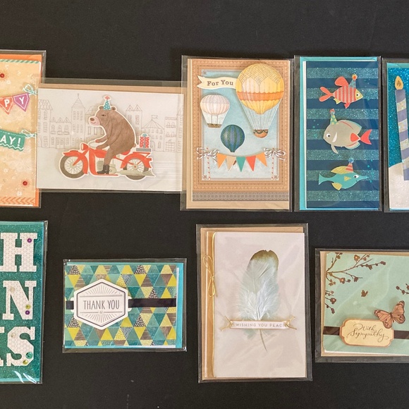 Hallmark "Life is meant to be celebrated" Boxed Set/20 Assorted Greeting Cards - Picture 5 of 5